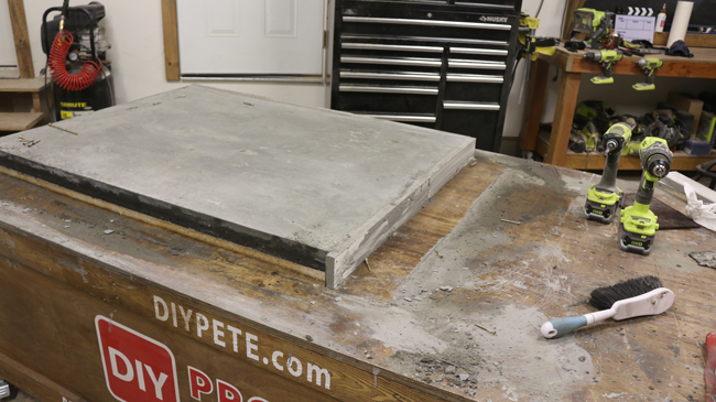 how to remove a concrete table from a mold